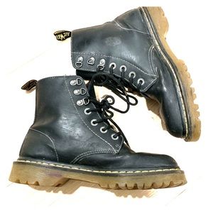 Dr marten boots waterproof!